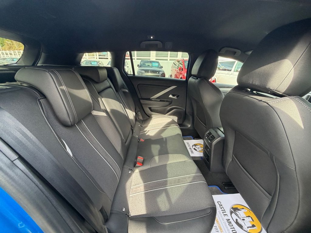 Used Vauxhall Astra 2023 for sale - 76162860: Photo 14