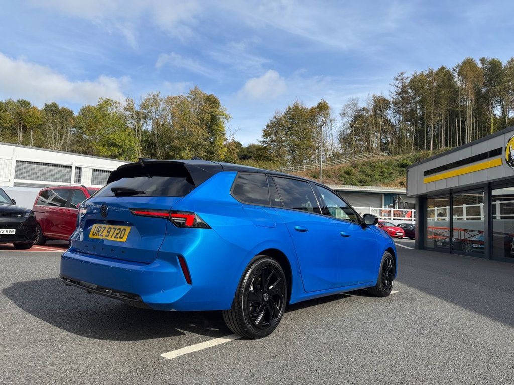 Used Vauxhall Astra 2023 for sale - 76162860: Photo 6