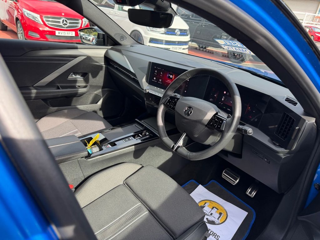 Used Vauxhall Astra 2023 for sale - 76162860: Photo 9