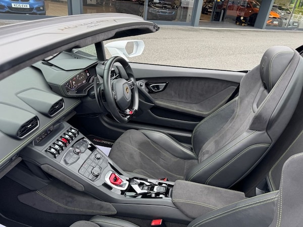 Used Lamborghini Huracan 2017 for sale - 75047582: Photo 15