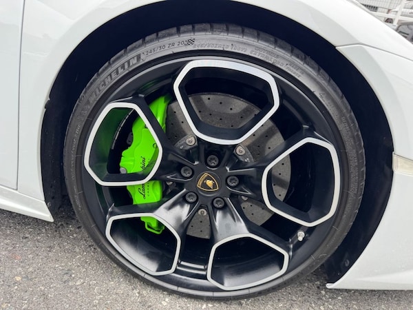 Used Lamborghini Huracan 2017 for sale - 75047582: Photo 39