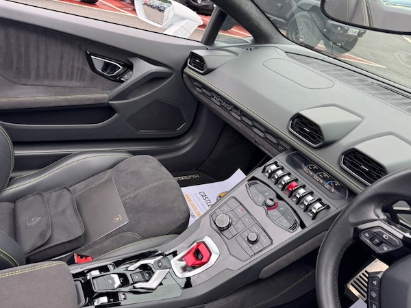 Used Lamborghini Huracan 2017 for sale - 75047582: Photo 9