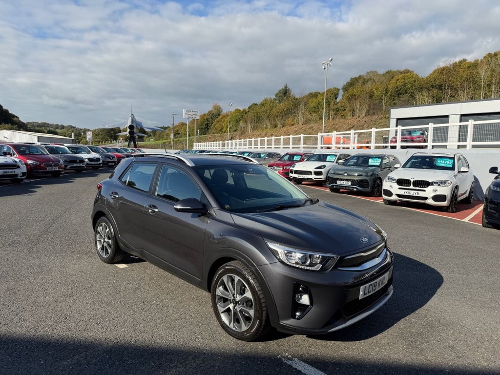Used Kia Stonic 2019 for sale - 76303511: Photo 1