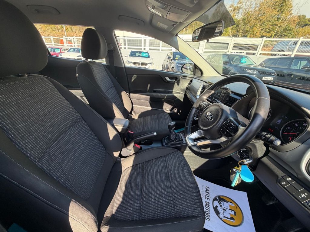 Used Kia Stonic 2019 for sale - 76303511: Photo 12