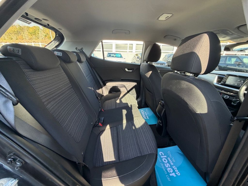 Used Kia Stonic 2019 for sale - 76303511: Photo 13