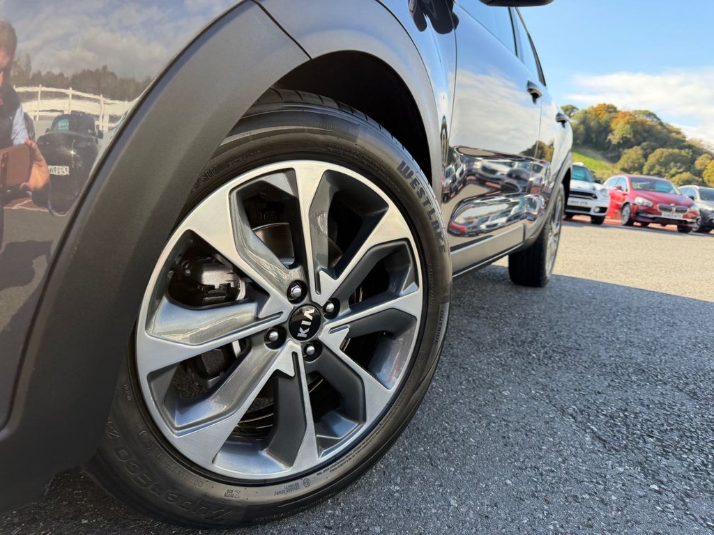 Used Kia Stonic 2019 for sale - 76303511: Photo 24