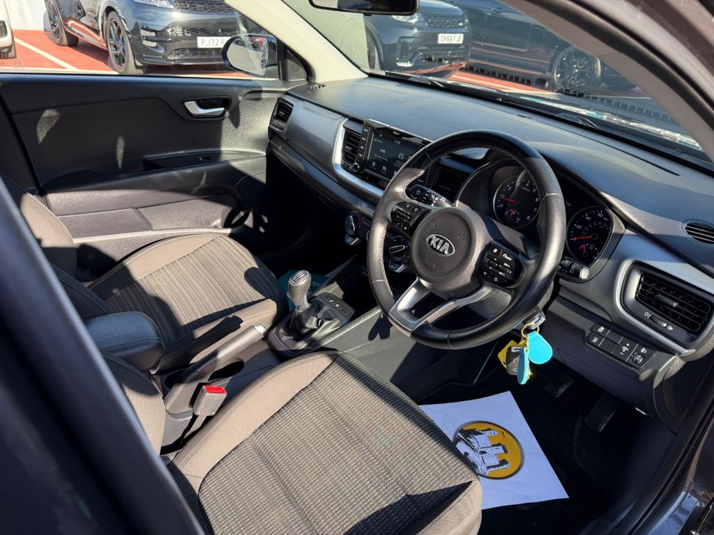 Used Kia Stonic 2019 for sale - 76303511: Photo 8