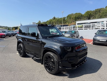 Used Land Rover Defender 90 2026 for sale - 79323333: Photo