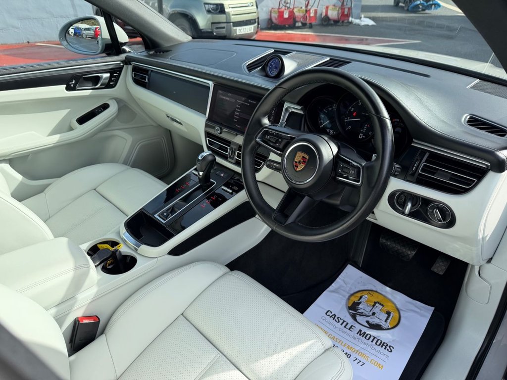 Used Porsche Macan 2021 for sale - 77879685: Photo 12