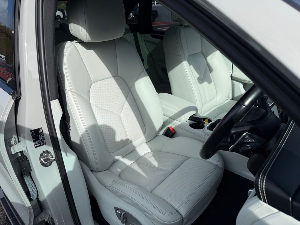 Used Porsche Macan 2021 for sale - 77879685: Photo 13