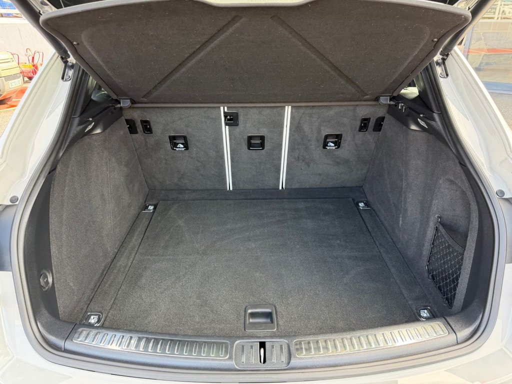 Used Porsche Macan 2021 for sale - 77879685: Photo 26