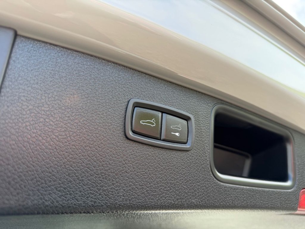 Used Porsche Macan 2021 for sale - 77879685: Photo 27