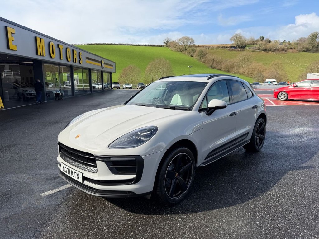Used Porsche Macan 2021 for sale - 77879685: Photo 3
