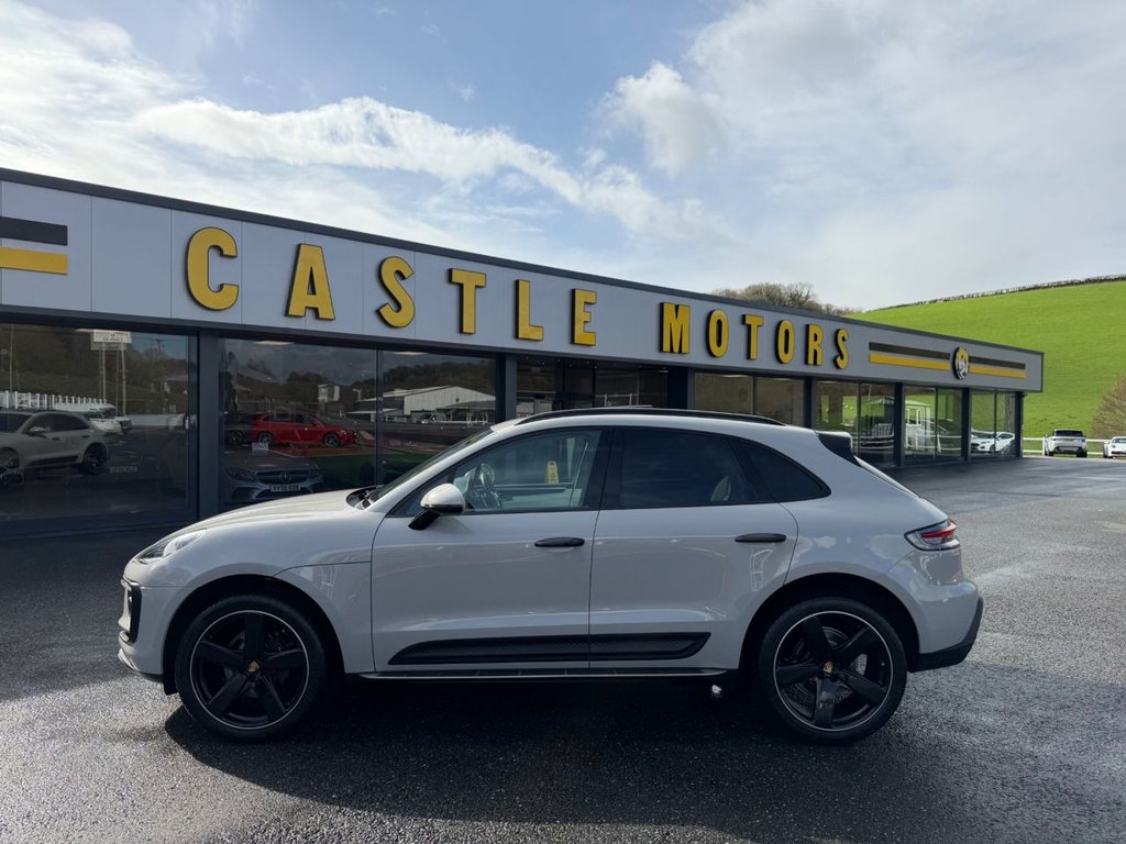 Used Porsche Macan 2021 for sale - 77879685: Photo 5