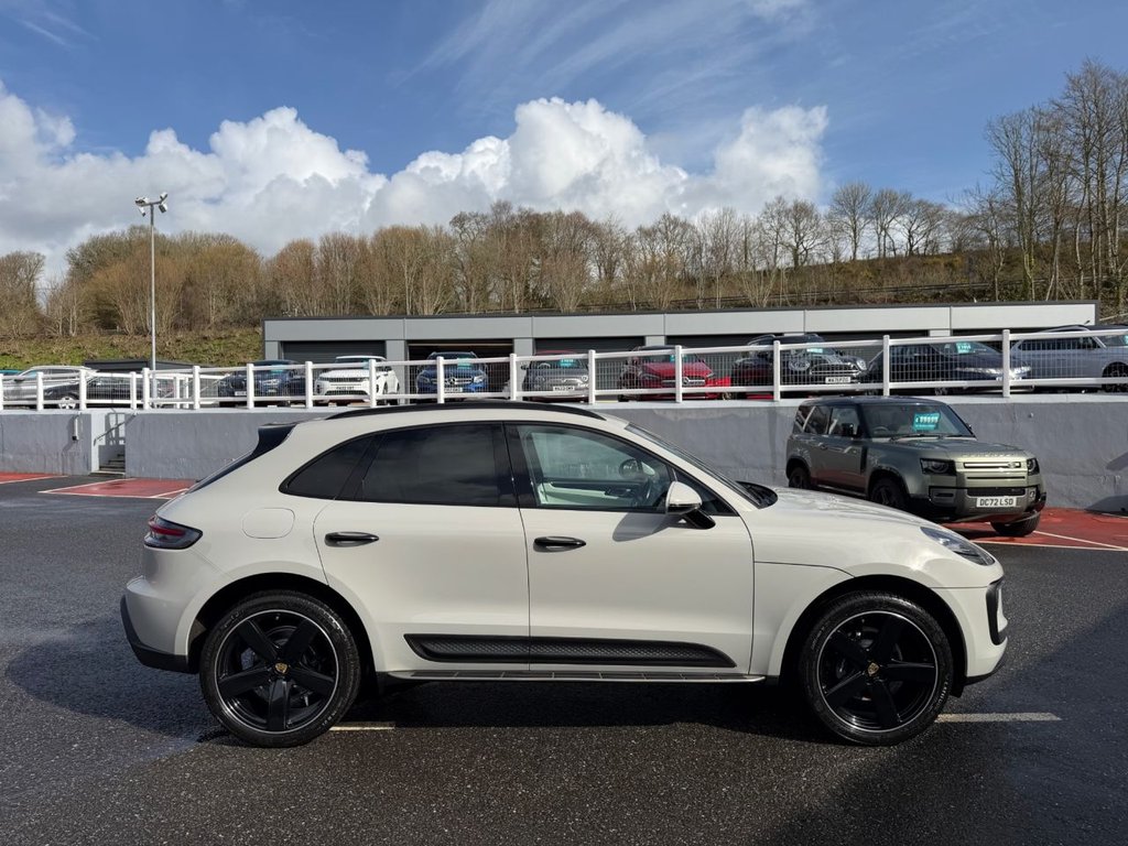 Used Porsche Macan 2021 for sale - 77879685: Photo 9