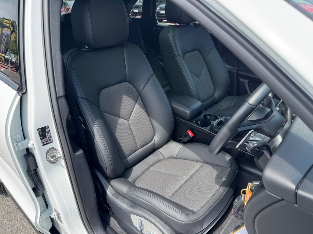 Used Porsche Macan 2022 for sale - 76546477: Photo 11