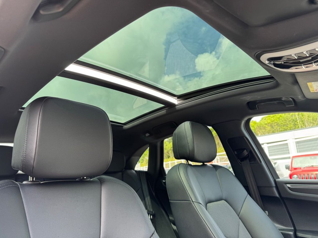 Used Porsche Macan 2022 for sale - 76546477: Photo 20