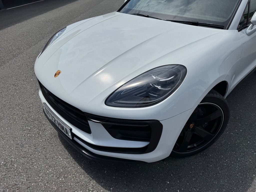 Used Porsche Macan 2022 for sale - 76546477: Photo 34