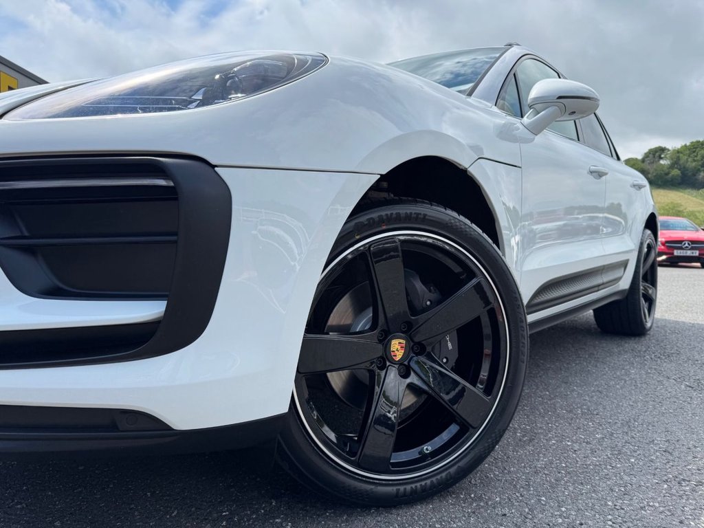 Used Porsche Macan 2022 for sale - 76546477: Photo 35