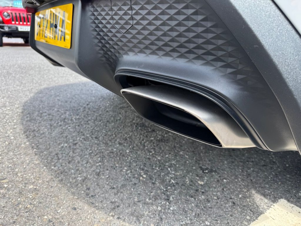 Used Porsche Macan 2022 for sale - 76546477: Photo 41