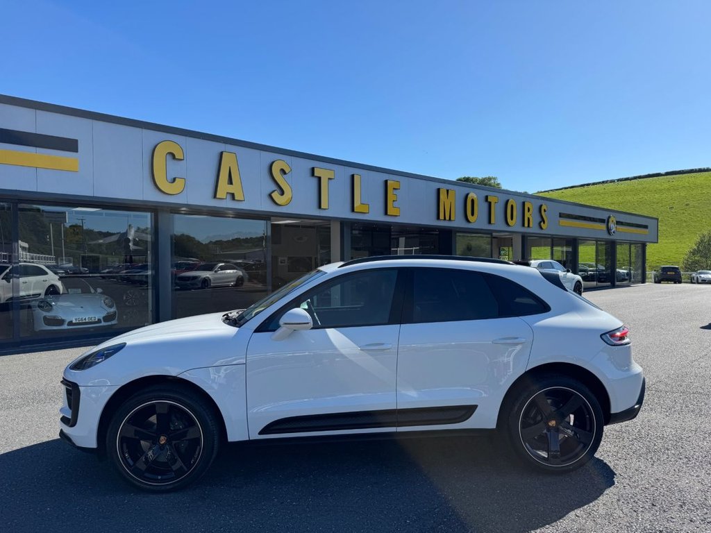 Used Porsche Macan 2022 for sale - 76546477: Photo 5