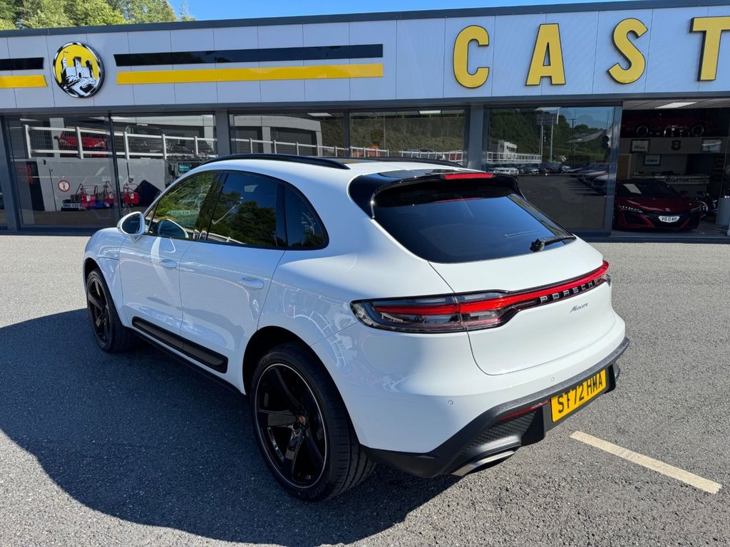 Used Porsche Macan 2022 for sale - 76546477: Photo 6