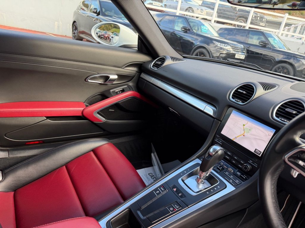 Used Porsche 718 Cayman 2017 for sale - 76375984: Photo 11