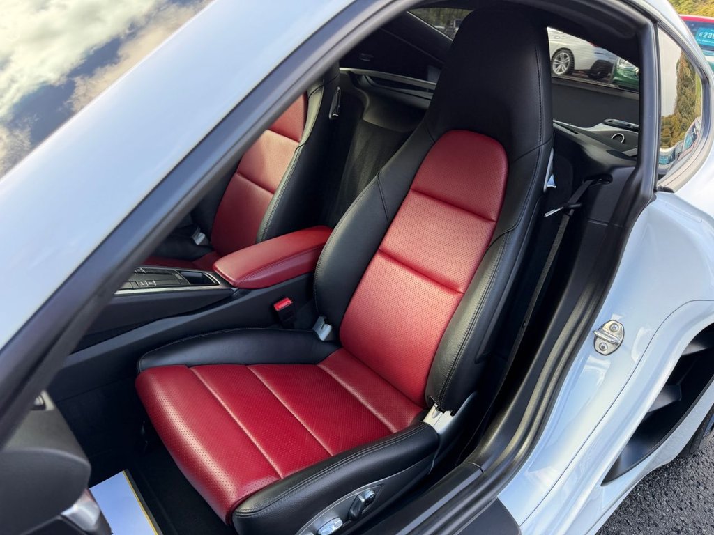 Used Porsche 718 Cayman 2017 for sale - 76375984: Photo 19