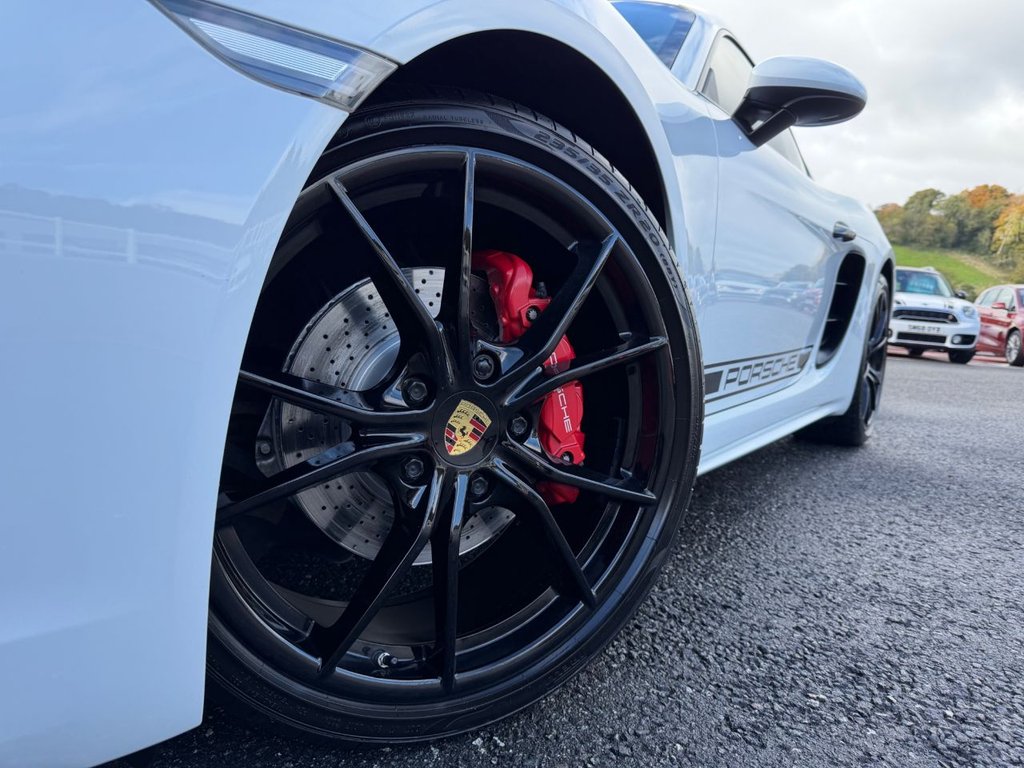 Used Porsche 718 Cayman 2017 for sale - 76375984: Photo 27