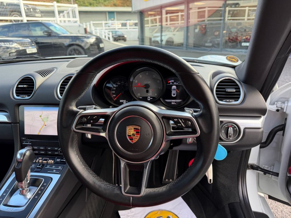 Used Porsche 718 Cayman 2017 for sale - 76375984: Photo 9