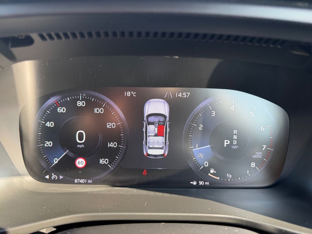 Used Volvo XC40 2018 for sale - 77747947: Photo 31