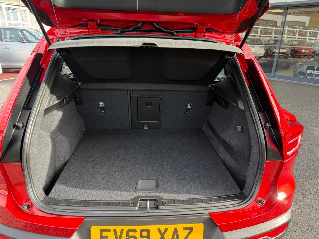 Used Volvo XC40 2019 for sale - 78124062: Photo 24