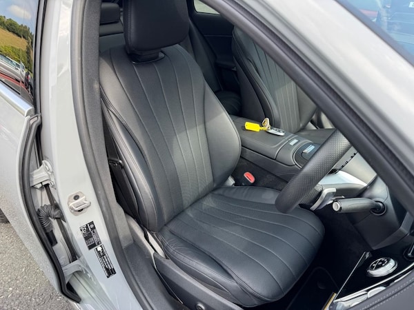 Used Mercedes-Benz E Class 2024 for sale - 75642238: Photo 11