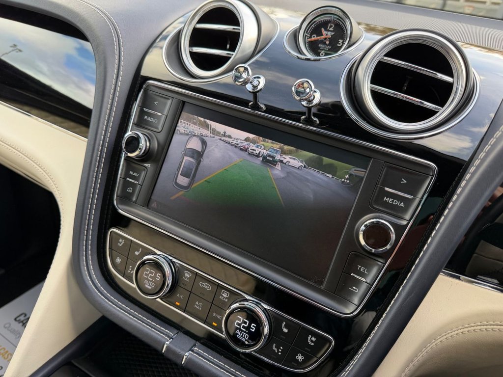 Used Bentley Bentayga 2016 for sale - 76604489: Photo 49