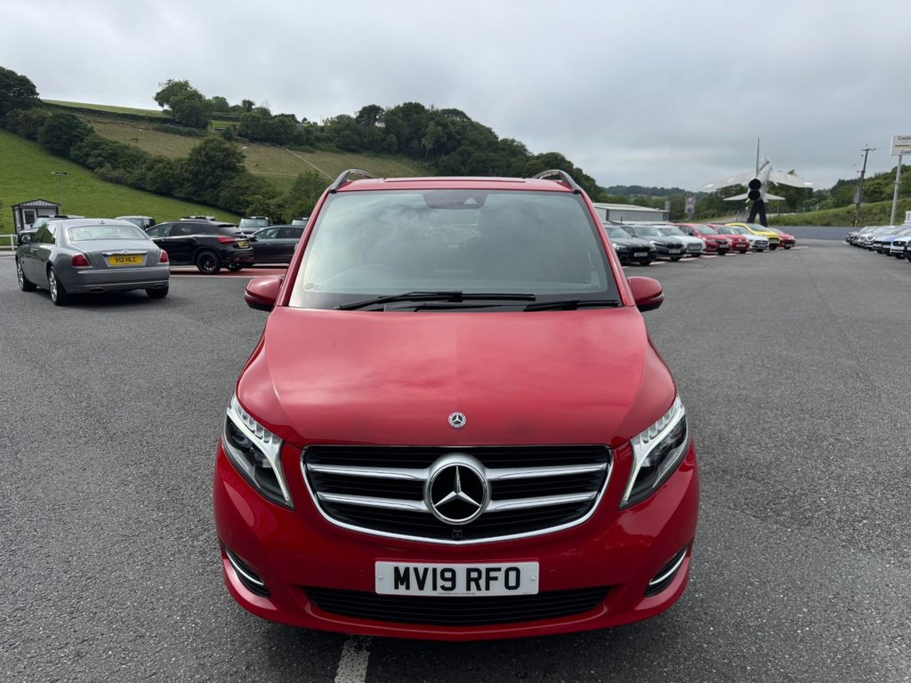 Used Mercedes-Benz V-Class 2019 for sale - 77250134: Photo 2