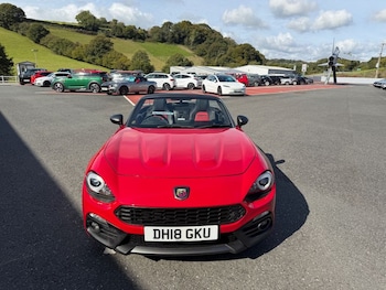 Used Abarth 124 Spider 2018 for sale - 77026774: Photo