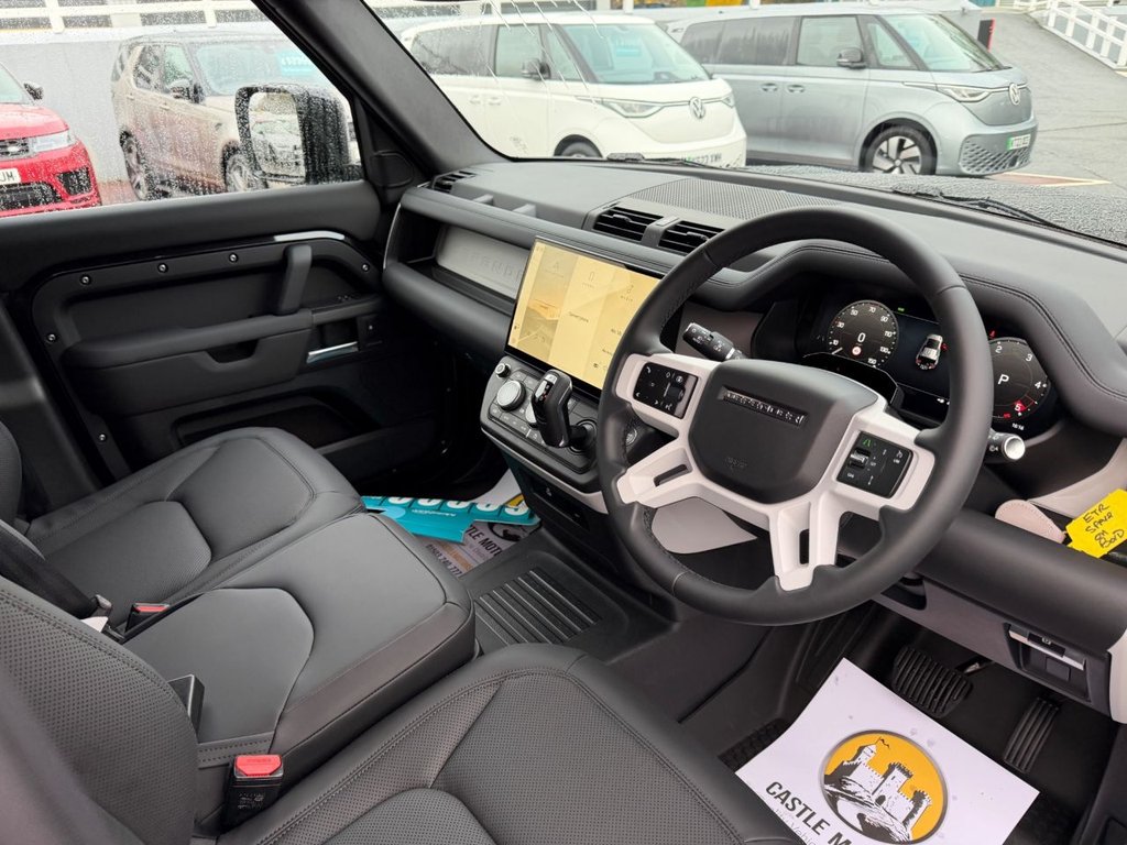 Used Land Rover Defender 110 2026 for sale - 77594018: Photo 11