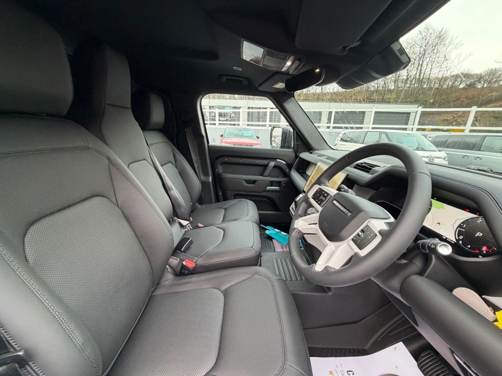 Used Land Rover Defender 110 2026 for sale - 77594018: Photo 14