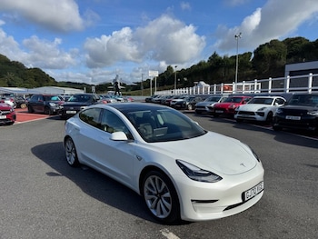 2020 (70) - Long Range AWD 4dr Auto