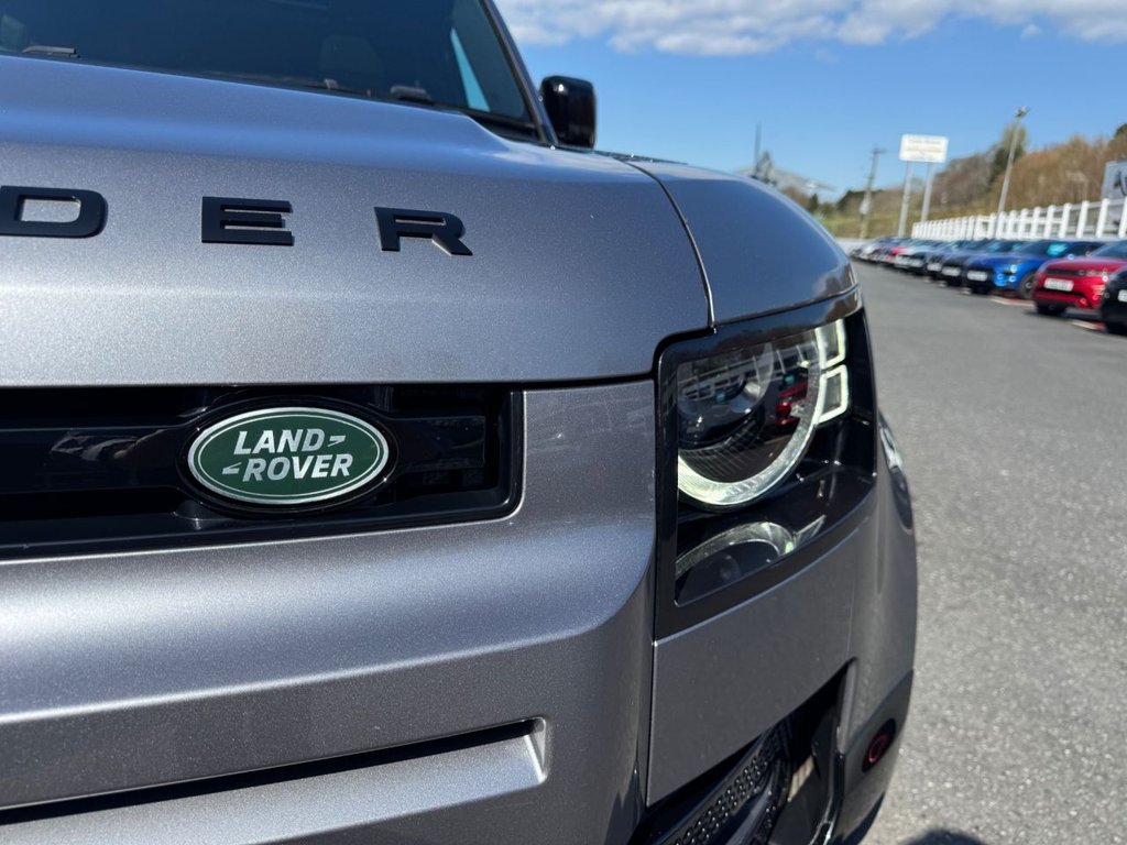 Used Land Rover Defender 2023 for sale - 76105758: Photo 30