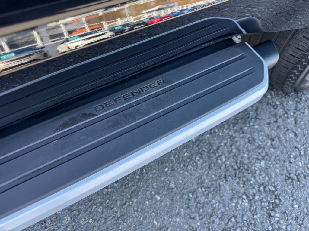 Used Land Rover Defender 2023 for sale - 76105758: Photo 35