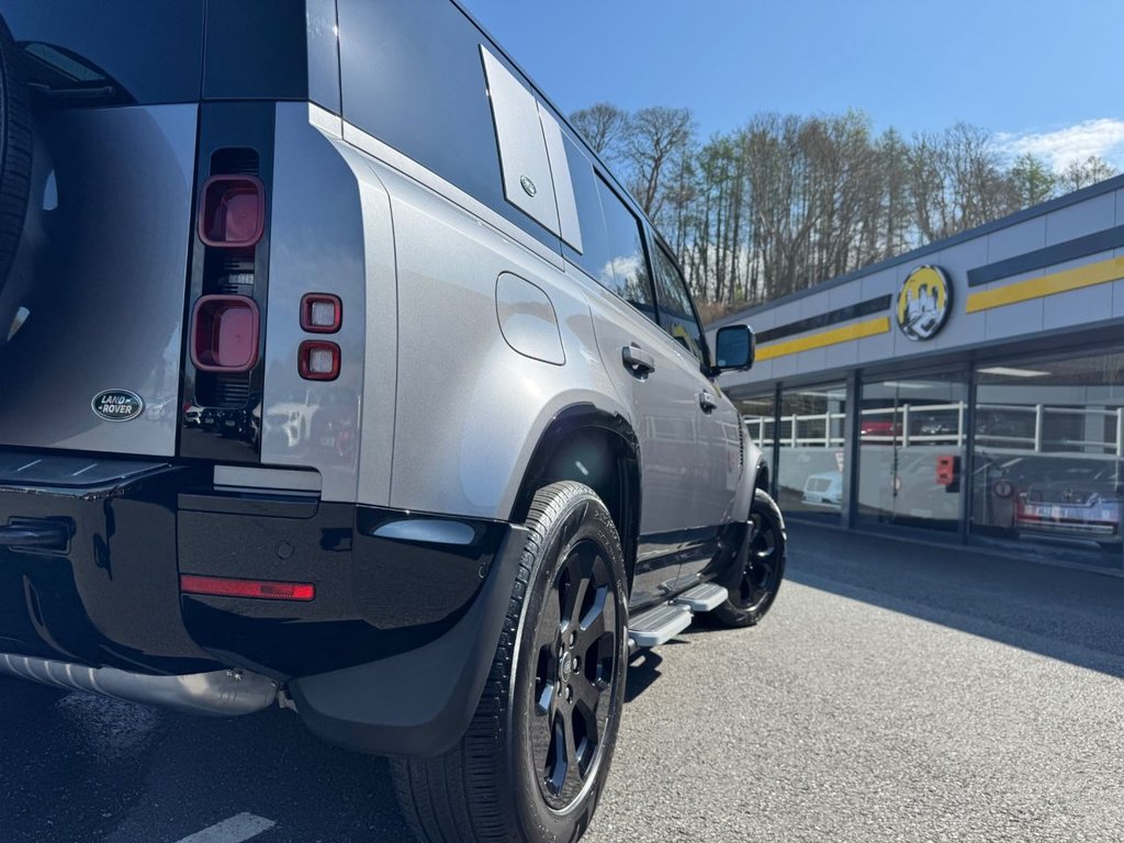 Used Land Rover Defender 2023 for sale - 76105758: Photo 37