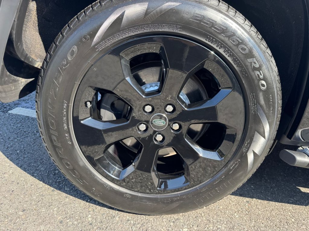 Used Land Rover Defender 2023 for sale - 76105758: Photo 46