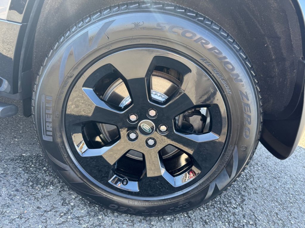 Used Land Rover Defender 2023 for sale - 76105758: Photo 49