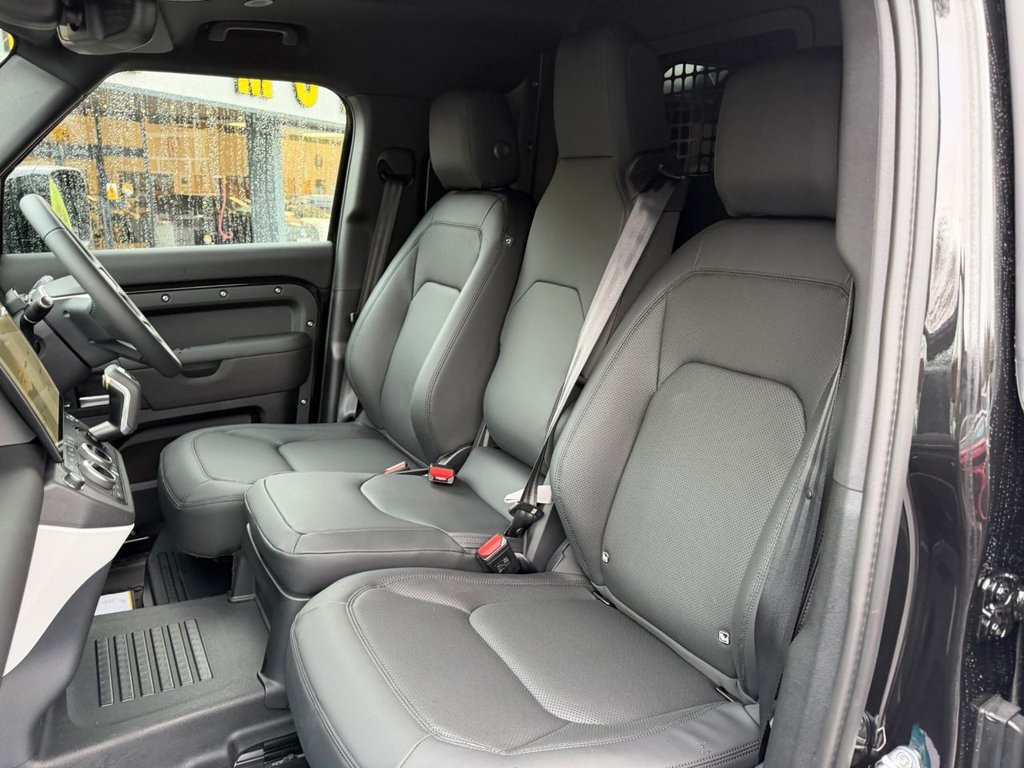 Used Land Rover Defender 110 2026 for sale - 77594023: Photo 22