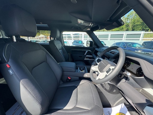 Used Land Rover Defender 2022 for sale - 75410992: Photo 12