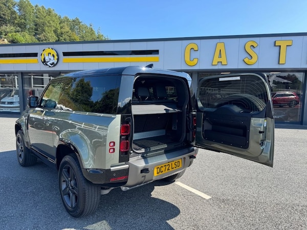 Used Land Rover Defender 2022 for sale - 75410992: Photo 14