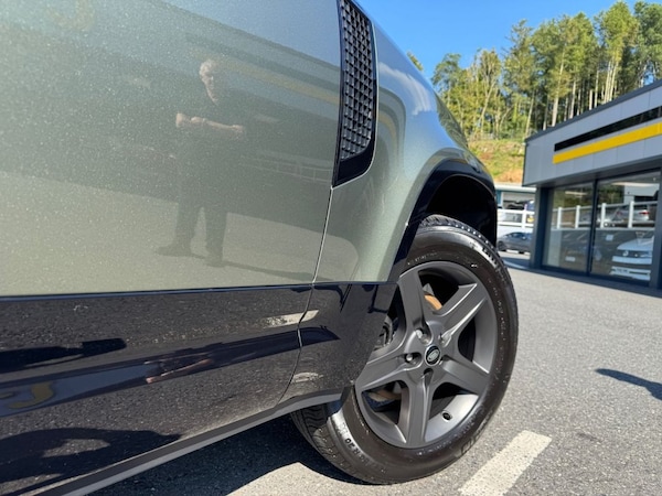 Used Land Rover Defender 2022 for sale - 75410992: Photo 21