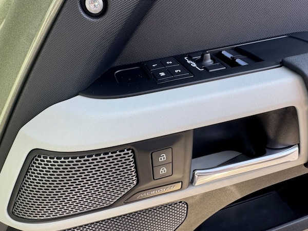 Used Land Rover Defender 2022 for sale - 75410992: Photo 31