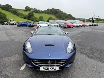 Used Ferrari California 2011 for sale - 79619405: Photo